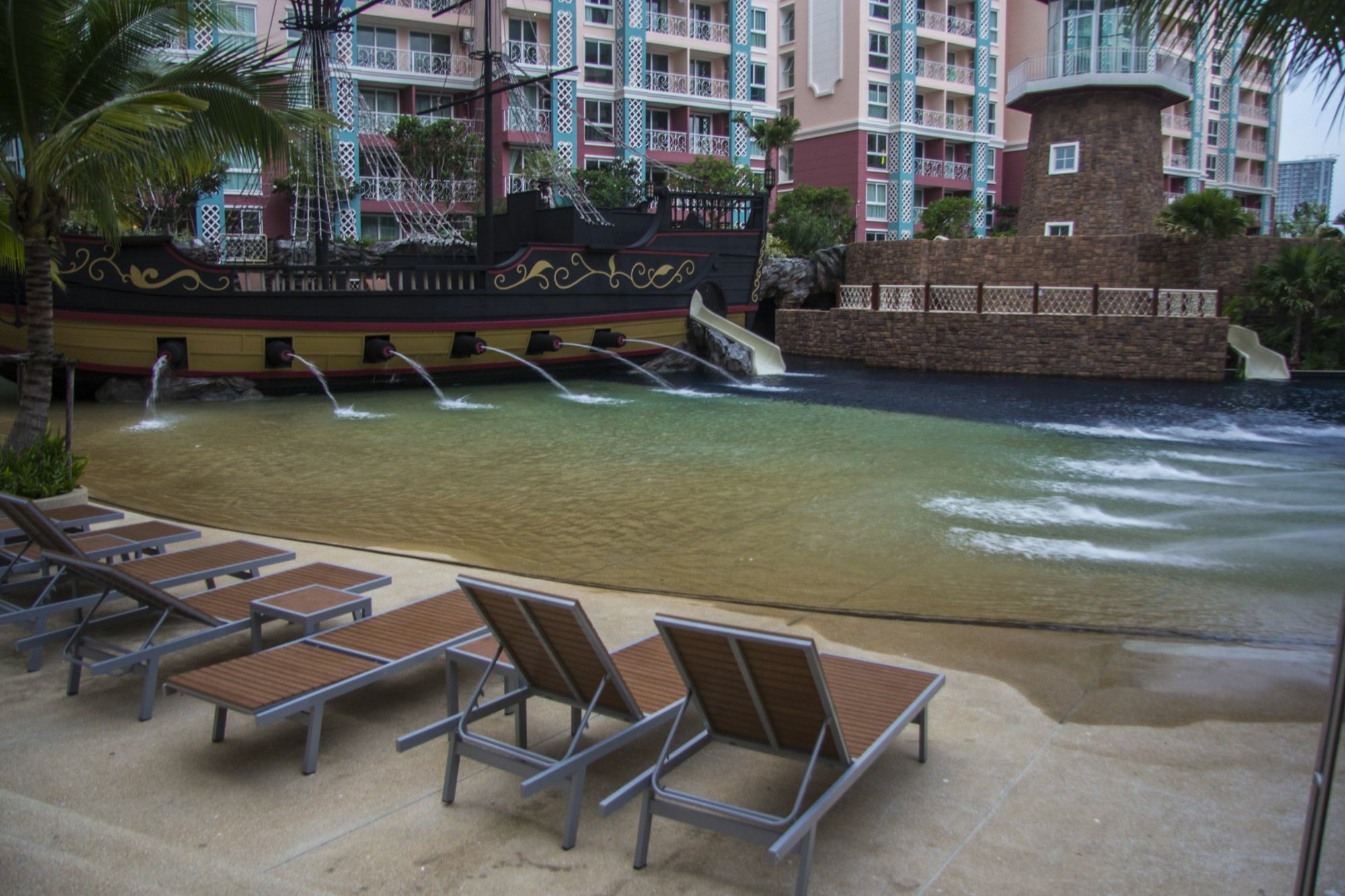 Grande Caribbean Family Apartment باتايا المظهر الخارجي الصورة